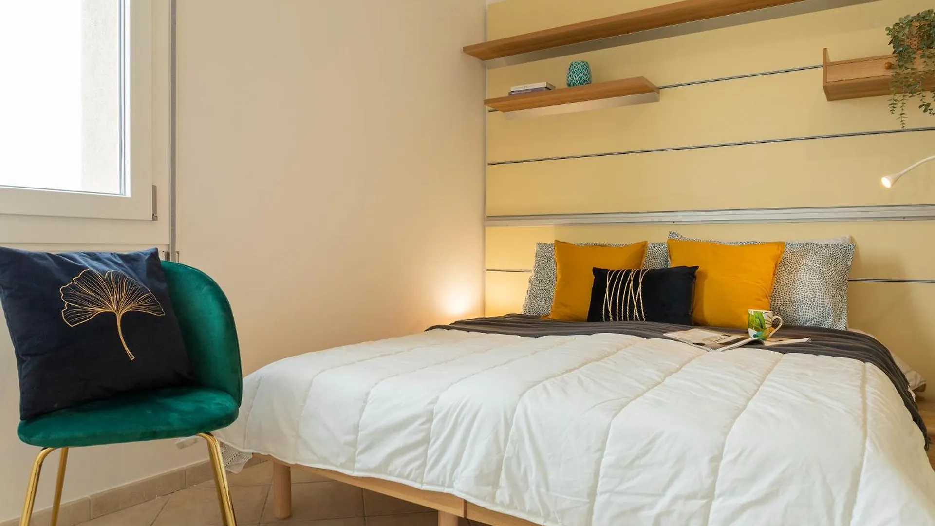 Sardinia Re - Emerald House Sassari 0*,  Italien